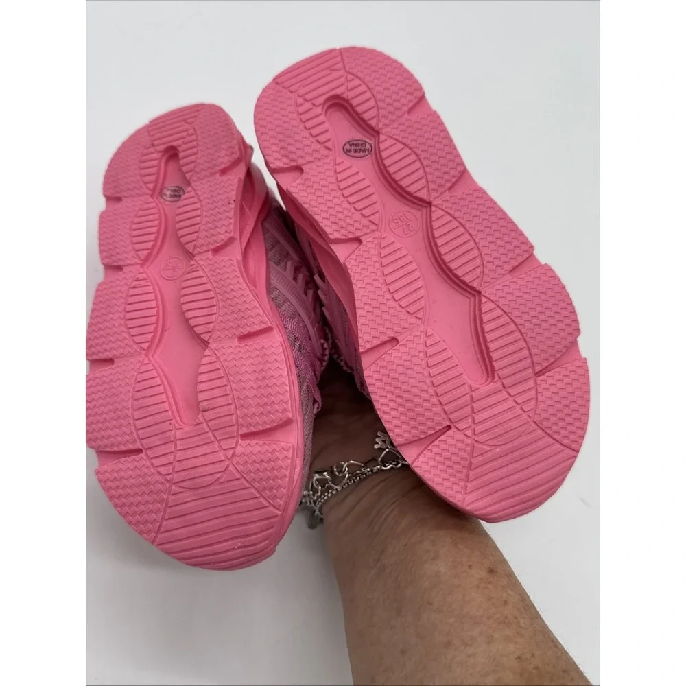 Kids Sneakers Girls Running Shoes Lightweight Outdoor Tennis Shoes 10 Pink New